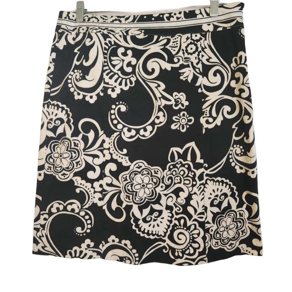 Erin London Floral Black and White Skirt size 8
